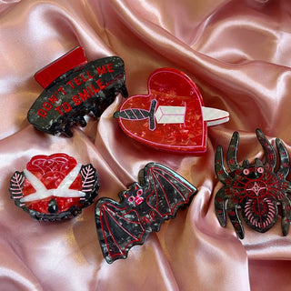 Hellcats USA - Rose Claw Clip